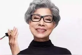 欧阳震华为86岁罗兰庆生，因演“鬼婆”被嫌晦气，至今无人敢娶图片