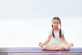 从小给孩子正念冥想训练，很有好处：提升专注力和智力、管理情绪图片