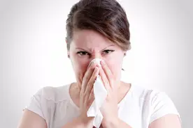 鼻炎与鼻子无关，可能是肺里出了问题，教你1招，快速解决不适图片