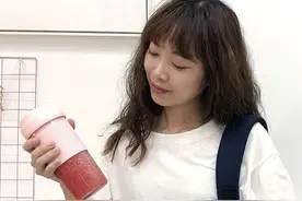 每分钟19000转，30秒化果为汁，不插电，不过滤，这榨汁杯才卖89图片