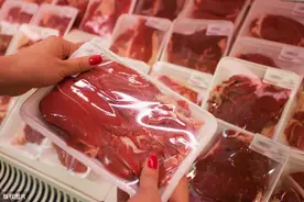 女子盗窃“裤裆藏肉”，不是穷而是因为有“病”图片