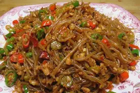私房菜的分享：蚂蚁上树、白菜猪肉炖粉条、包菜粉条图片
