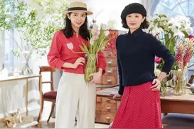 母亲节特辑：50岁中年女人的美，是可以穿出来的，这套时尚经送你图片