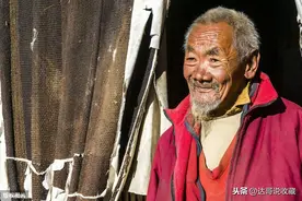 赌石故事: 现实版“范进中举”退休老人赌石, 切涨石头却输了全部图片