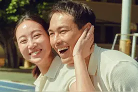 恭喜！38岁台湾帅气型男杨祐宁晒照宣布结婚，妻子已怀孕多月图片