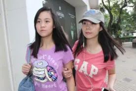 刘銮雄17岁女儿罕见晒母女今昔合照，吕丽君母兼父职与子女情深图片