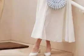 女人“脚型”一般分为这5种！如若你是第1种，夏天穿凉鞋很好看图片
