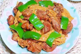 夏日营养美食-腐竹烧鸭，出锅香味四溢无腥味，下酒下菜太美味图片
