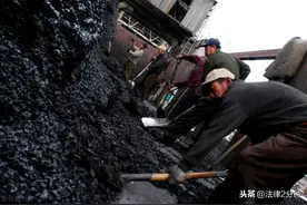 可怜，农民工离职后发现自己得了职业病，能不能向公司要求赔偿？图片