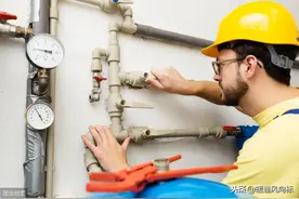 水系统流量故障、分水器漏水、接头爆裂等处理图片