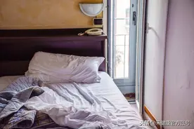 睡衣、被套该多久洗一次？洗不对，百万螨虫陪你睡图片