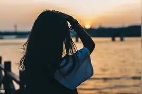 在这个暧昧横行的时代，独处也是一种快乐.图片