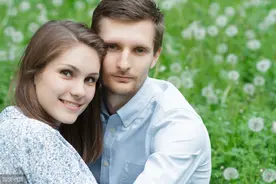 婚姻里的好女人，都是男人宠出来的，你怎么看？图片