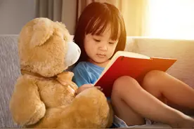 为什么你孩子不爱看书？培养阅读习惯的正确方式，适合两个年龄段图片