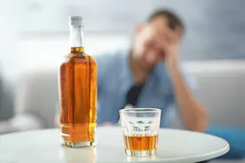 很多人认为酒喝多了，吃点带醋的小菜可以解酒，我们来揭秘一下图片