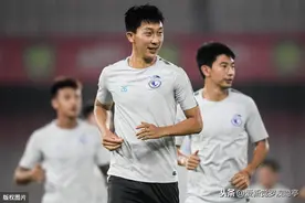 深度分析：金左脚崔明安老将赵旭日，还该在大连后腰有一席之地吗图片