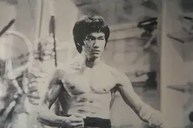 有规则泰森赢，没规则李小龙能打死泰森？别闹了两样李小龙都得输图片