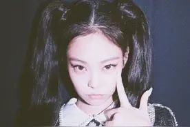 跟着Jennie学穿搭｜夏日极简时髦穿搭skill图片