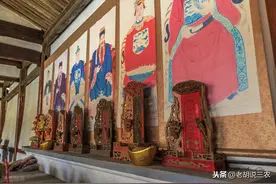 农村俗语：“卧室不供已逝人，家中不开前后门”，是啥意思？图片