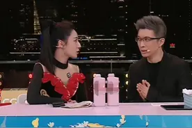 薇娅朱广权破次元同框！前者语速惊人妙语连珠，后者被指插不上话图片
