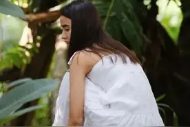 被称作“雨林精灵”的00后小花李宛妲，真的很宝藏图片