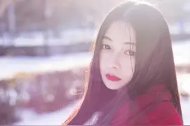 小说：心机同事看她没靠山总欺负她，却不知她是总裁夫人图片