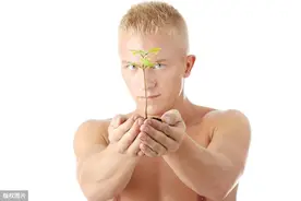 睾丸小正常吗？睾丸小影响性能力和生育吗？图片