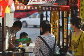 2020年摆地摊卖什么比较新颖？高端的食材地摊化，会火得一塌糊涂图片