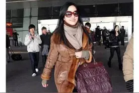 “刘亦菲不愧是瞎穿达人！”早期如此魔性穿搭都掩盖不住她的美图片