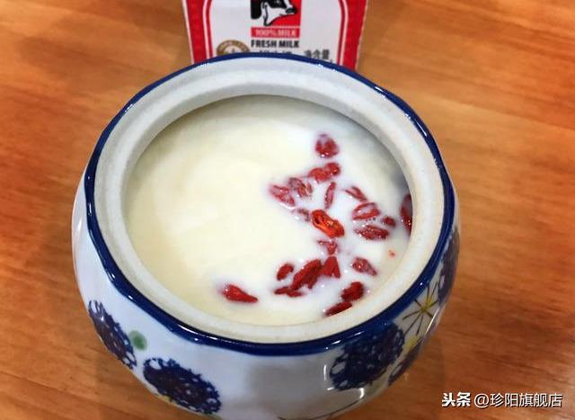 牛奶炖花胶胖吗 2026年花胶炖牛奶营养好处