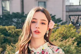 INS上超火的俄罗斯小仙女，据说秒杀抖音，你觉得呢图片