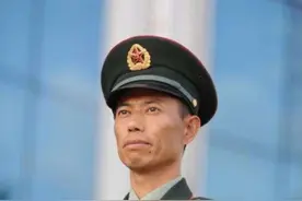 “兵王”王忠心，入伍34年，退休之后去干什么？图片
