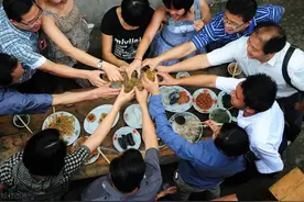 年底一场酒，半条命没有！这些惨剧原本可以避免，都让酒给害了图片