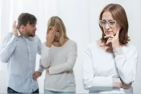 老人帮子女带娃，不想受累受气，以下“底线”要守好图片