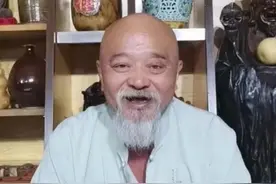 国家一级演员李琦：喝酒如喝水，香烟不离手，牙齿掉光现状堪忧图片