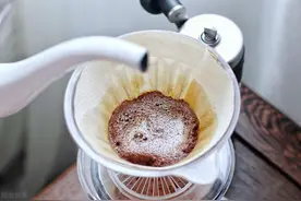 咖啡与绿茶糖友喝比不喝要好，两样都喝最好图片