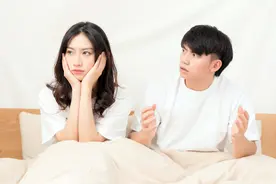男人的占有欲太强，可我又离不开他，怎么办？图片