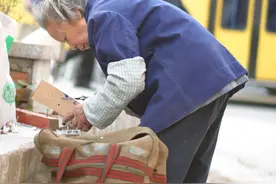 为40万杀了母亲：原生家庭背后的痛，"对不起，我从未教会你感恩"图片