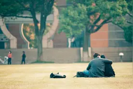 我等你，等了十年春夏秋冬图片