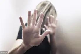 6岁男童被妈妈踢死：有多少孩子被父母的情绪暴力伤害图片