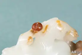 好一个猴头！和田玉籽料，玉雕师俏色雕刻，厉害图片