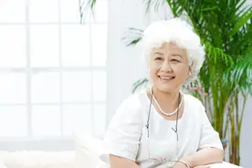 年纪大了，胖点好还是瘦点好？研究提示：微胖死亡风险低图片