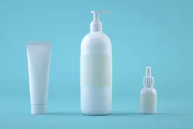 在明通市场买了假化妆品，误认是真货并网络销售，有什么责任吗？图片