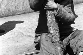 1942年老照片：大饥荒时期的悲惨现实图片