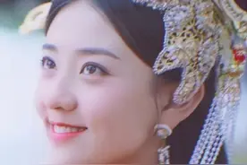 梁洁《双世宠妃》犹见曲小檀，一颦一笑皆为心动图片