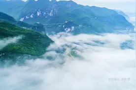 雨季，请到广东阳山来看海图片