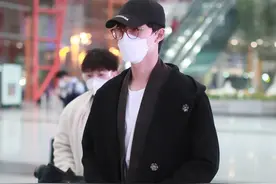 再不站出来给吴倩一个身份，张雨剑的人设恐怕就要塌了图片
