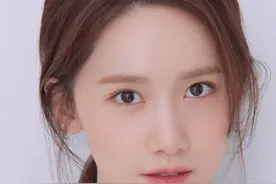 甜美系夏日蜜桃妆，日常妆容妙招分享，变身行走的“水蜜桃”女孩图片