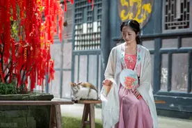 西门庆生气时，为什么只有潘金莲挨打？图片