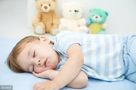 孩子无故情绪差爱哭闹？可能是“睡眠迟惰”在作怪，附小睡指南图片